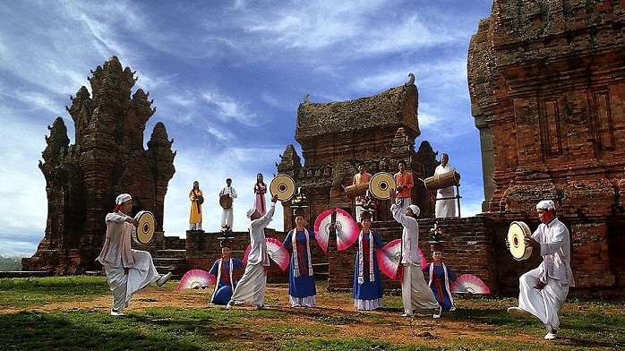 Lễ hội Katê của người Chăm tỉnh Bình Thuận có gì đặc sắc?