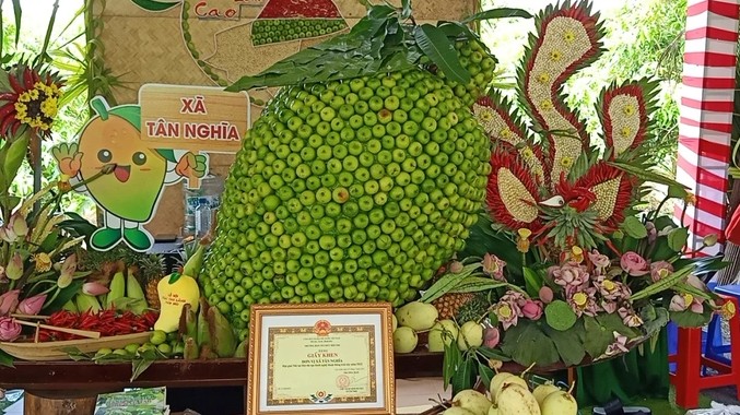 Mãn nhãn tạo hình trái cây tại Lễ hội xoài Cao Lãnh