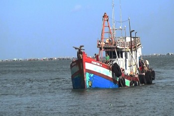 Bà Rịa – Vũng Tàu: Phát hiện tàu chở 90.000 lít dầu DO không rõ nguồn gốc