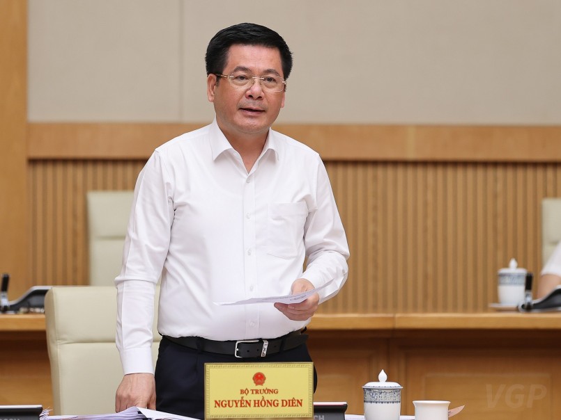 Bộ trưởng Bộ Công Thương Nguyễn Hồng Diên phát biểu tại Phiên họp - Ảnh: VGP