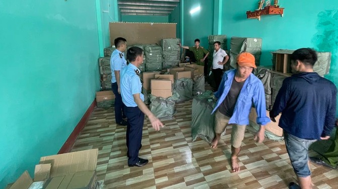 Bắc Ninh: Phát hiện hơn 20 tấn hàng hóa giả mạo nhãn hiệu