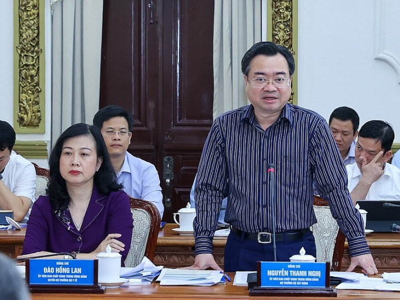Bộ trưởng Bộ Xây dựng Nguyễn Thanh Nghị phát biểu tại cuộc làm việc - Ảnh: VGP