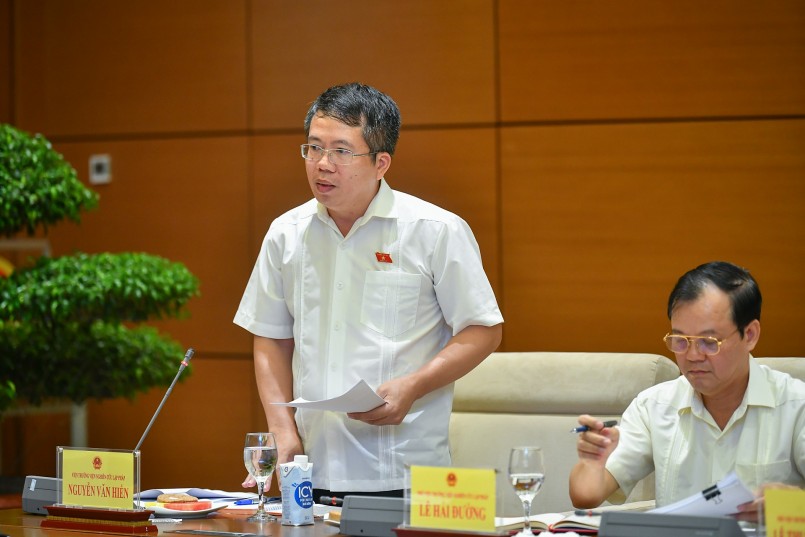 Viện trưởng Viện Nghiên cứu lập pháp Nguyễn Văn Hiển 