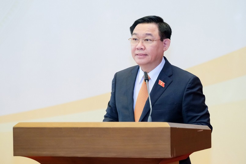 Chủ tịch Quốc hội Vương Đình Huệ phát biểu kết luận hội nghị