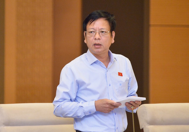 Phó Chủ nhiệm Ủy ban Pháp luật của Quốc hội Nguyễn Trường Giang đề nghị Bộ Tài chính giải trình thêm về hiệu quả quản lý, sử dụng lao động tại các đơn vị trực thuộc Bộ.