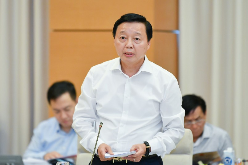 Bộ trưởng Bộ Tài nguyên và Môi trường Trần Hồng Hà báo cáo yêu cầu, quan điểm sửa đổi Luật Đất đai