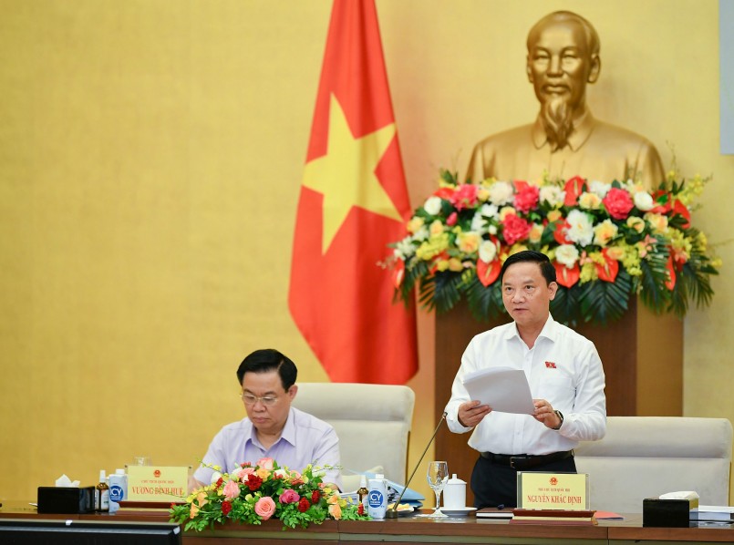 Phó Chủ tịch Quốc hội Nguyễn Khắc Định phát biểu khai mạc hội thảo