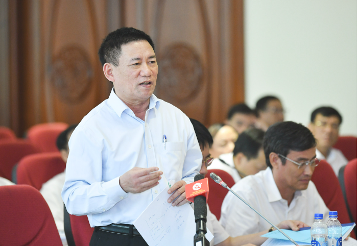 Được sự phân công của Ủy viên Bộ Chính trị, Phó Thủ tướng Thường trực Chính phủ Phạm Bình Minh, Bộ trưởng Bộ Tài chính Hồ Đức Phớc trình bày Báo cáo tóm tắt việc thực hiện chính sách, pháp luật về thực hành tiết kiệm, chống lãng phí của cả nước giai đoạn 2016-2021 trên cả nước.