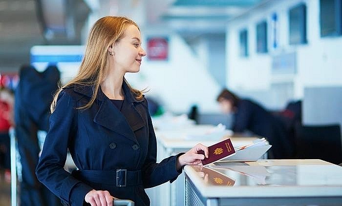 Đi máy bay chặng nội địa của các hãng hàng không cần chuẩn bị những giấy tờ gì?