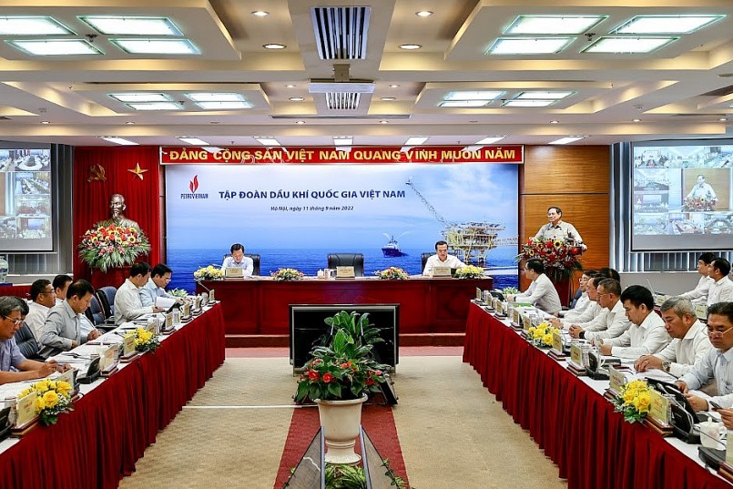 Thủ tướng Phạm Minh Chính phát biểu kết luận cuộc làm việc với Tập đoàn Dầu khí Việt Nam. Ảnh: VGP/Nhật Bắc