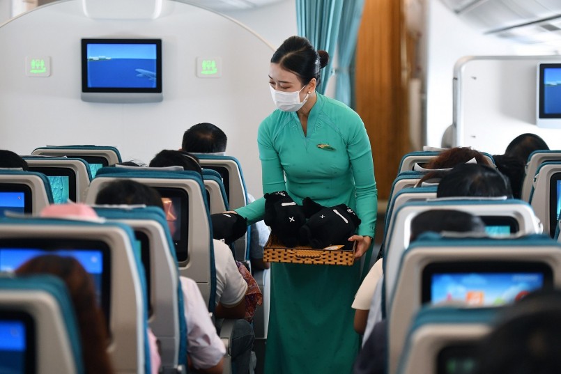 Giá vé máy bay Vietnam Airlines ngày 15/9/2022