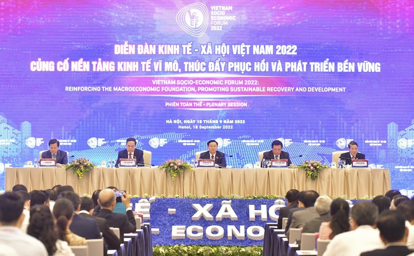 Việt Nam cần triển khai cải cách cơ cấu để thúc đẩy tăng trưởng môi trường kinh doanh