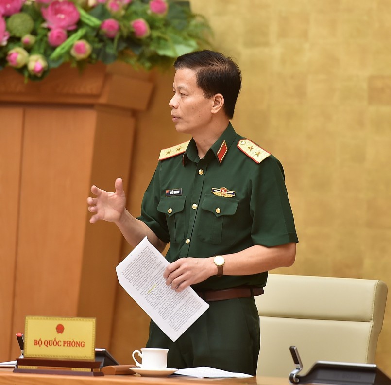 Trung tướng Nguyễn Trọng Bình cho rằng, cần chế tài xử phạt mạnh hơn đối với thuyền trưởng của các tàu vi phạm - Ảnh: VGP