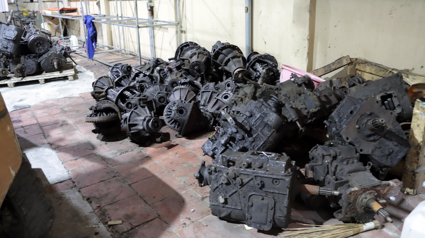 Hưng Yên: Phát hiện 10 tấn phụ tùng ô tô đã qua sử dụng