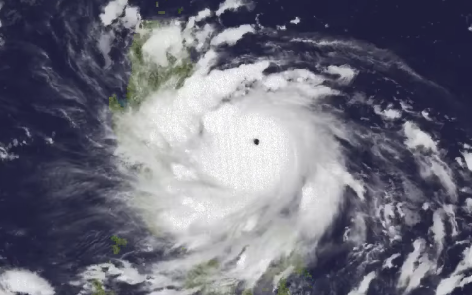 Hình ảnh vệ tinh bão Noru đi qua đảo Luzon (Philippines) - Ảnh: Trung tâm DBKTTV Quốc gia