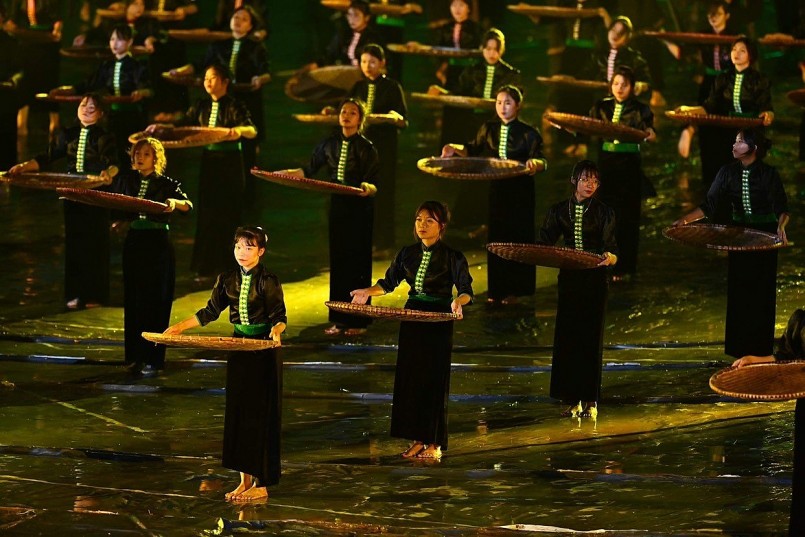 Lễ đón nhận bằng di sản UNESCO ghi danh “Nghệ thuật xòe Thái”  vào Di sản văn hoá phi vật thể đại diện nhân loại