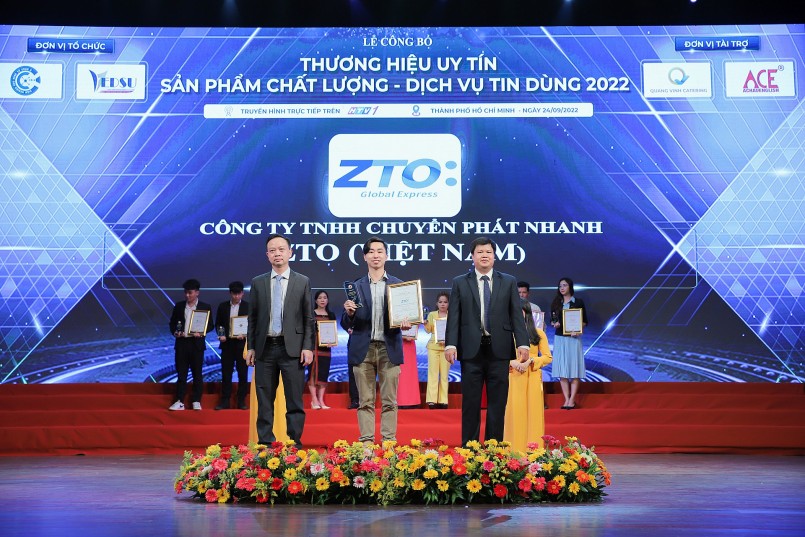ZTO Express nhận giải TOP 30 Thương Hiệu Uy Tín - Sản Phẩm Chất Lượng và Dịch Vụ Tin Dùng 2022