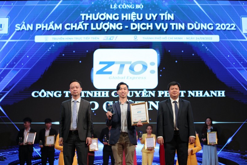 ZTO Express Việt Nam được vinh danh TOP 30 Thương Hiệu Uy Tín - Sản Phẩm Chất Lượng và Dịch Vụ Tin Dùng 2022