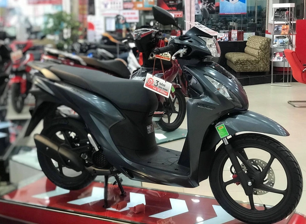 Honda Vision 2022 lại tăng giá 