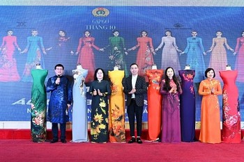 Công đoàn Giáo dục Việt Nam: Ra mắt mẫu áo dài biểu trưng của nhà giáo Việt Nam