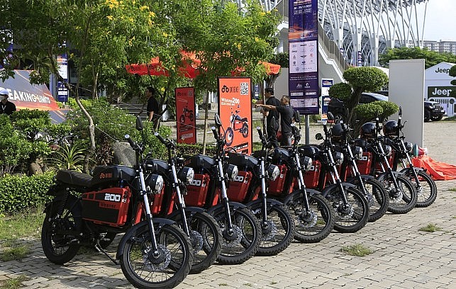 Gian hàng của thương hiệu xe máy điện Việt Nam - Dat Bike.