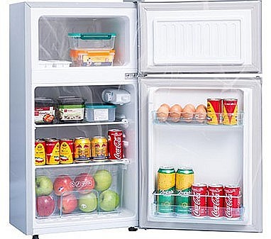 Các thực phẩm tươi sống nên được bảo quản trong tủ lạnh.