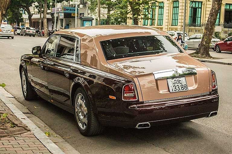 Đấu giá xe Rolls-Royce 4 chỗ của ông Trịnh Văn Quyết, cọc trước 5,6 tỷ đồng