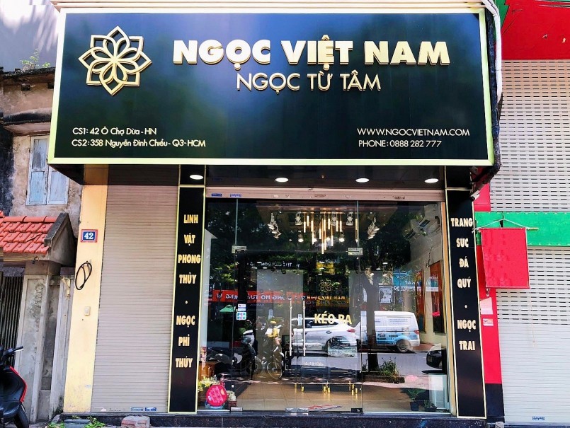 Ngọc Việt Nam đã có hai cửa hàng tại Hà Nội và Thành phố Hồ Chí Minh