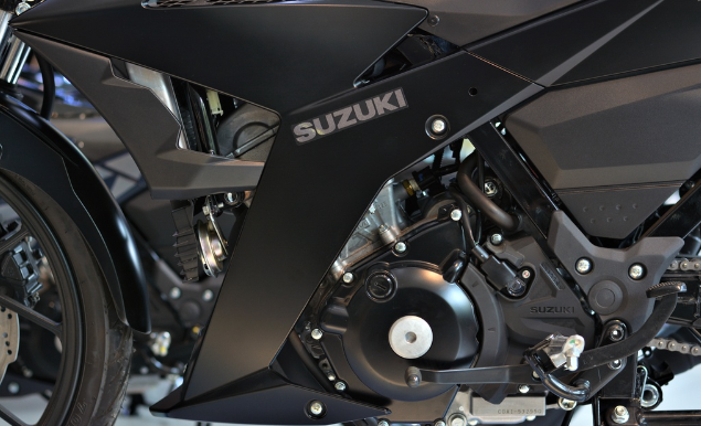 Suzuki Satria F150 đối thủ cạnh tranh trực tiếp với Exciter 155 và Winner X