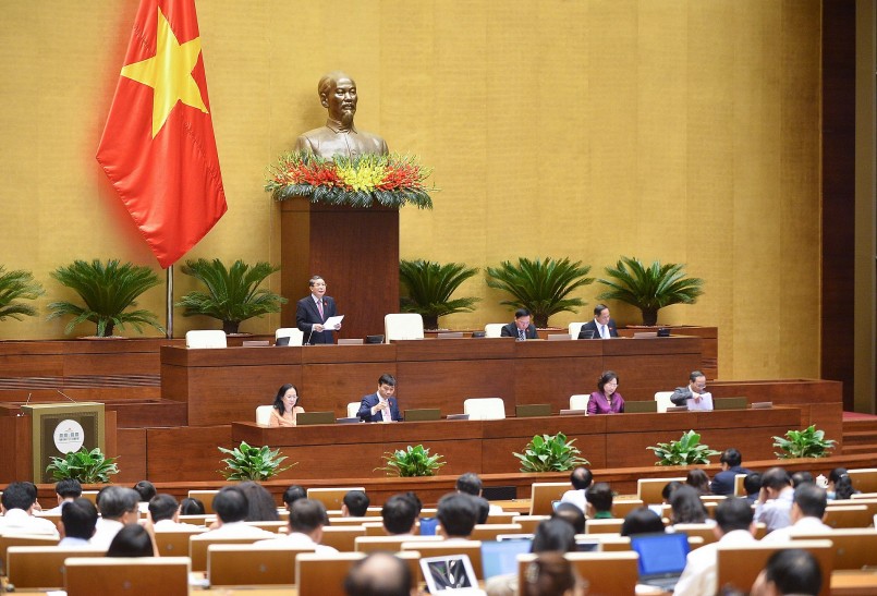 Phó Chủ tịch Quốc hội Nguyễn Đức Hải điều hành Phiên thọp sáng ngày 01/11/2022
