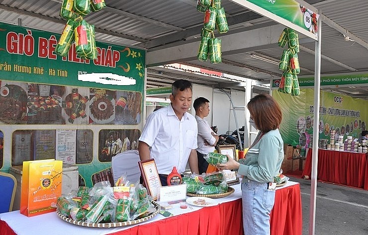 Tuần lễ nông sản, sản phẩm OCCOP của Hà Tĩnh tại Hà Nội có hơn 40 gian hàng.