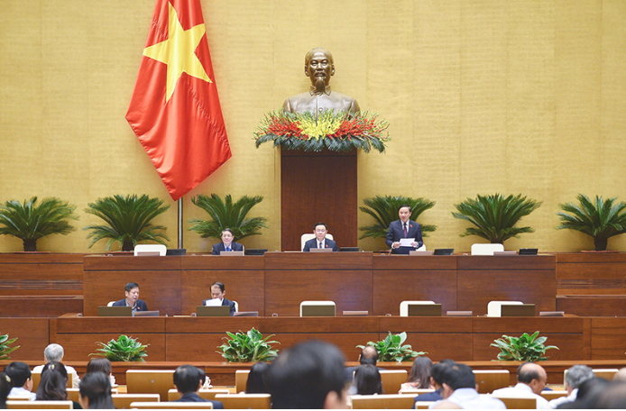 Phó Chủ tịch Quốc hội Nguyễn Khắc Định phát biểu điều hành 
