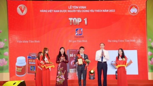 Đại tràng Extra Tâm Bình đạt Top 1 “Hàng Việt Nam được người tiêu dùng yêu thích” năm 2022