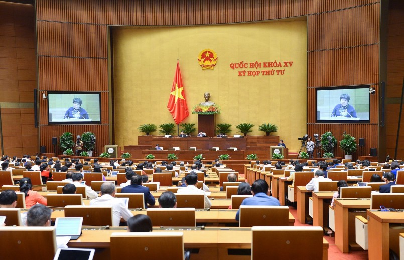 Chủ nhiệm Ủy ban Xã hội của Quốc hội Nguyễn Thúy Anh trình bày Báo cáo giải trình, tiếp thu, chỉnh lý dự thảo Luật Phòng, chống bạo lực gia đình (sửa đổi)