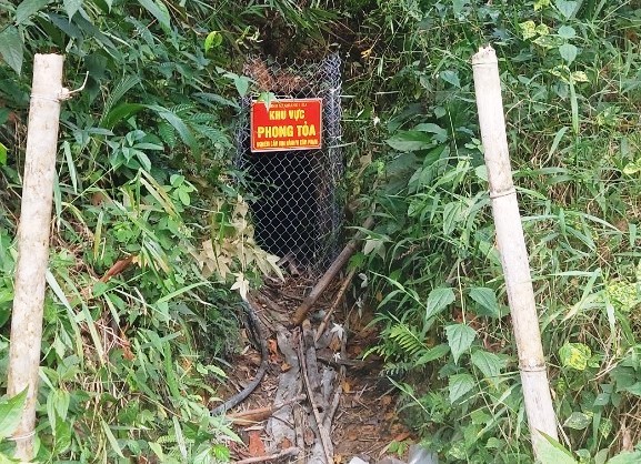 Đắk Nông: Khóa hầm, rào đường ngăn 