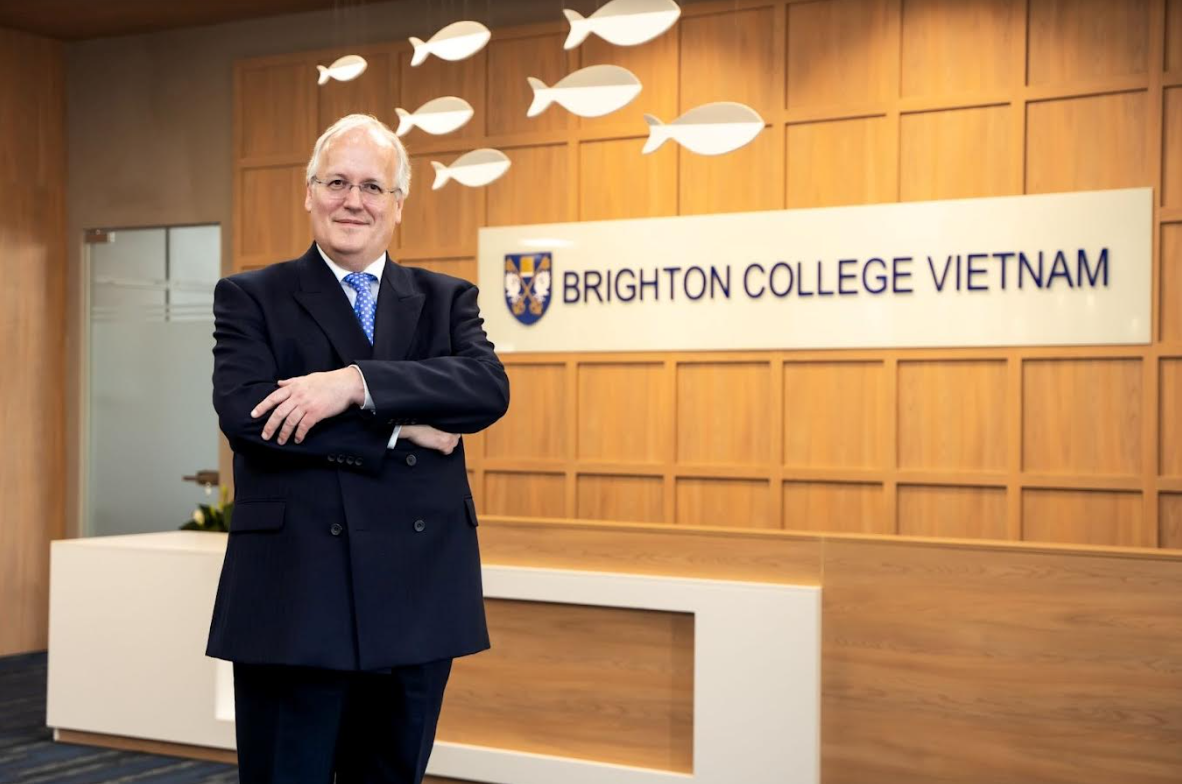 Thầy Matthew - Tổng Hiệu trưởng sáng lập của Brighton College Vietnam