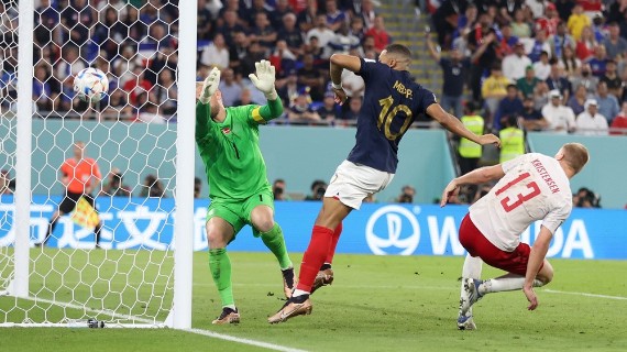 Kết quả bóng đá Pháp vs Đan Mạch: Mbappe lập cú đúp, Pháp dành vé sớm vào vòng 1/8 World Cup 2022