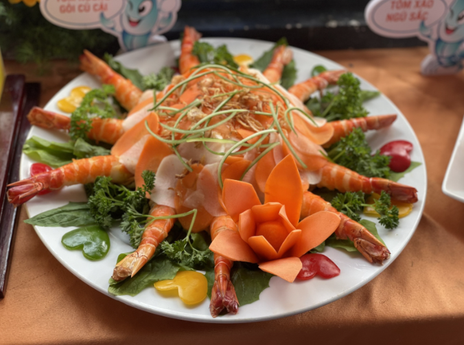 Bạc Liêu xác lập Kỷ lục Việt Nam về 122 món ăn được chế biến từ tôm và muối