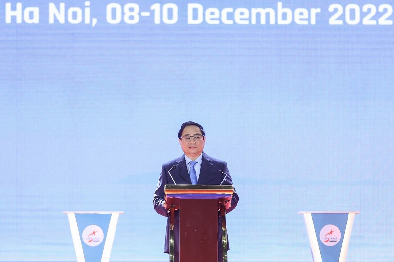Thủ tướng nhấn mạnh, chính sách quốc phòng của Việt Nam là hoà bình, tự vệ và vì nhân dân. Ảnh: VGP