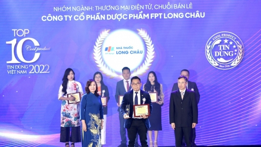 FPT Long Châu được vinh danh “Top 10 Tin Dùng Việt Nam 2022”