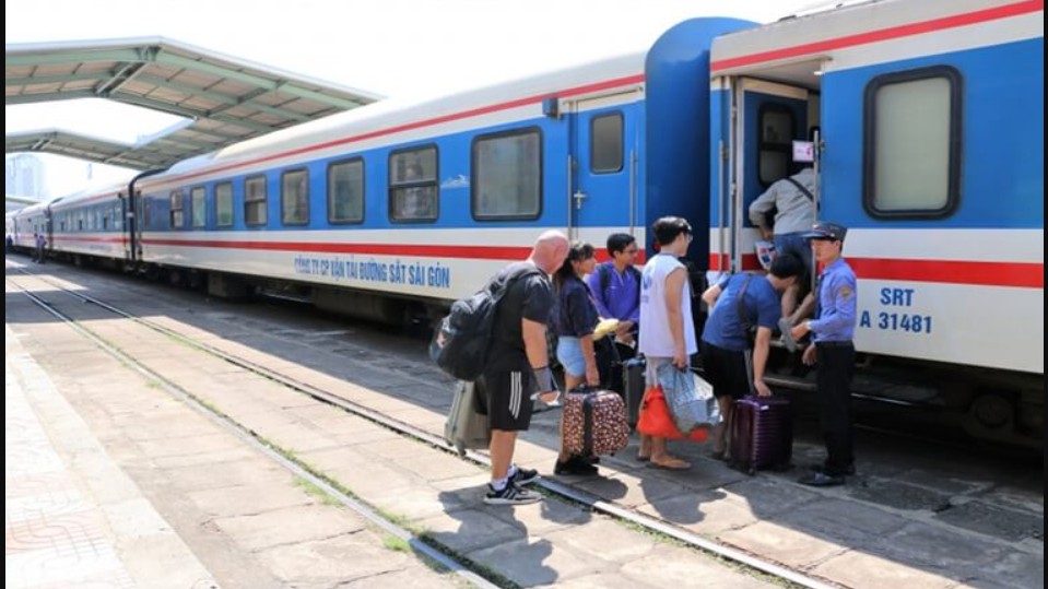 Đường sắt Sài Gòn chạy thêm tàu phục vụ Tết Dương lịch 2023