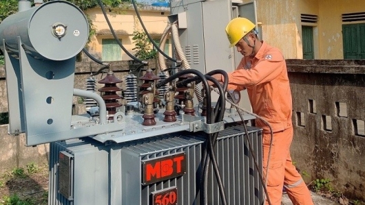 PC Ninh Bình vận hành ổn định hệ thống điện, đảm bảo cung ứng điện an toàn