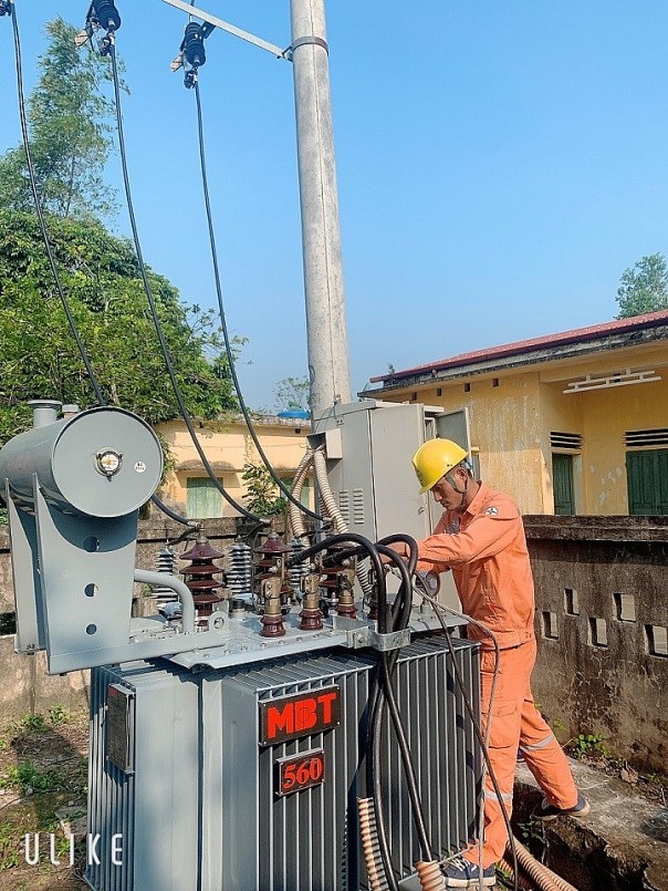 Chuyển lưới vận hành cấp điện áp 22kV tại Điện lực Yên Mô