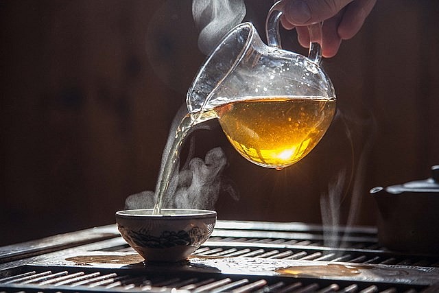 Loại trà uống mùa hạ mát mùa đông bổ, bí quyết trường thọ của người Nhật
