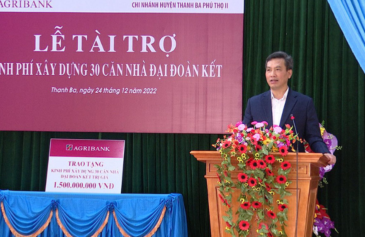  Nguyễn Chí Thành – Phó Bí thư Huyện ủy, Chủ tịch UBND huyện Thanh Ba phát biểu tại buổi lễ