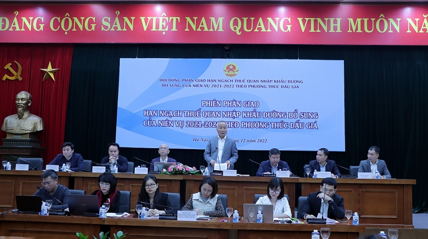 Thứ trưởng Trần Quốc Khánh phát biểu tại Phiên phân giao HNTQ nhập khẩu đường bổ sung niên vụ 2021-2022