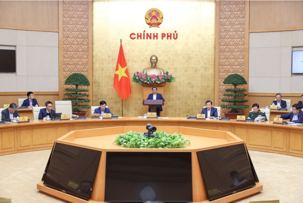 Thủ tướng Phạm Minh Chính chủ trì phiên họp Chính phủ chuyên đề xây dựng pháp luật tháng 12. Ảnh: VGP