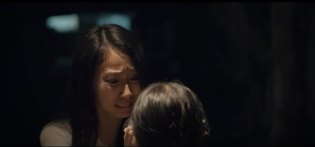 Review phim “Mẹ rơm” tập 34: Hồng gào khóc xin Mô cho gặp Hạt Dẻ