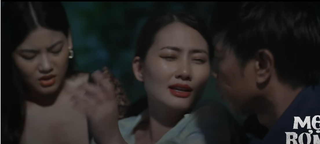 Review phim “Mẹ rơm” tập 37: Hồng say xỉn “liều” hôn Mô gù