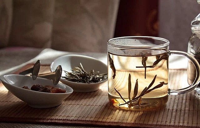 Bạch trà có một khả năng ‘quyền lực’ là ngăn ngừa sự hợp thành của tế bào ung thư...